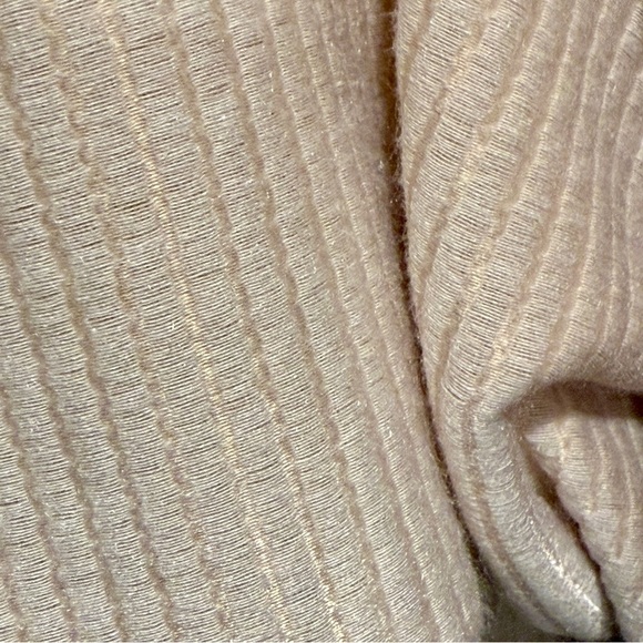 Ribbed Knit Top Khaki Oversized - Picture 6 of 7